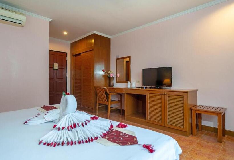 اتاق لوکس با بالکن, Patong Central Residence And Apartment