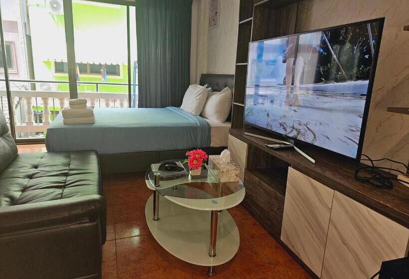 استودیوی استاندارد, Patong Central Residence And Apartment