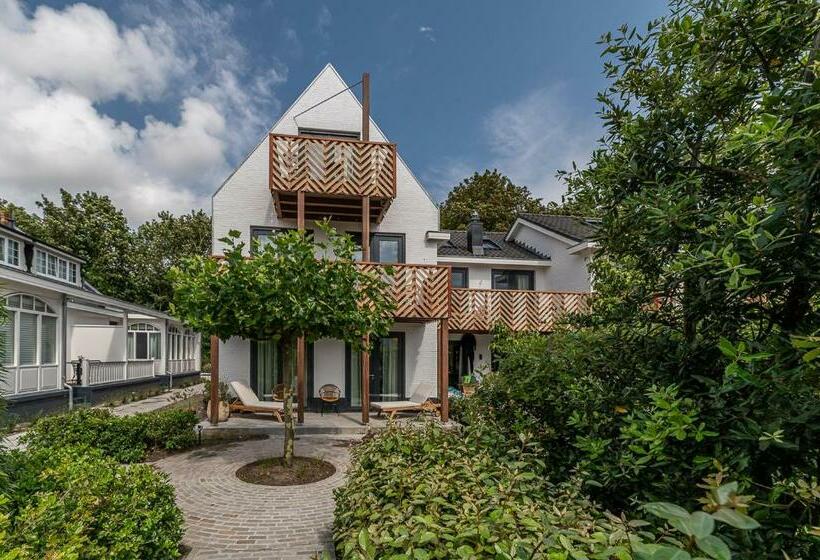 سوییت جونیور, Villa Noordzee