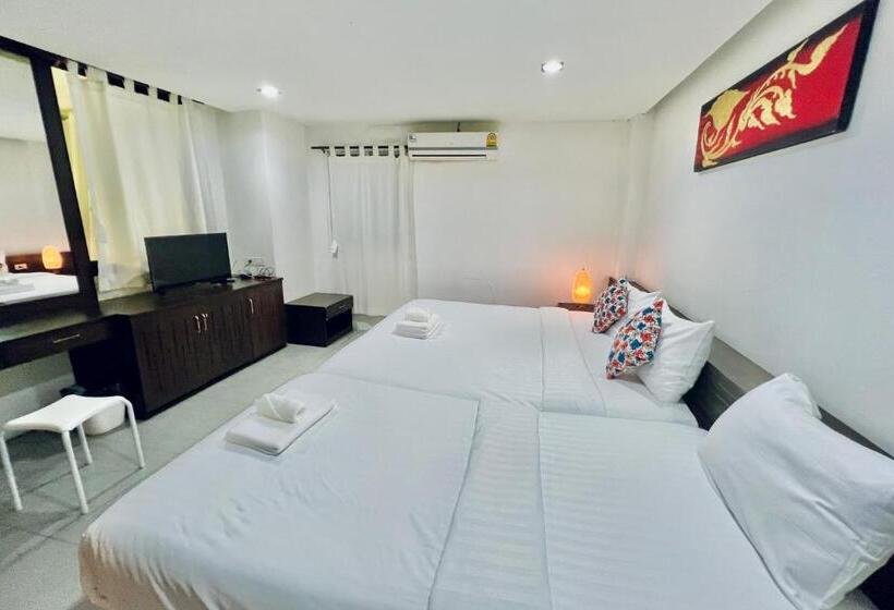 اتاق خانوادگی, De Nawarat Chiangmai Boutique Apartment