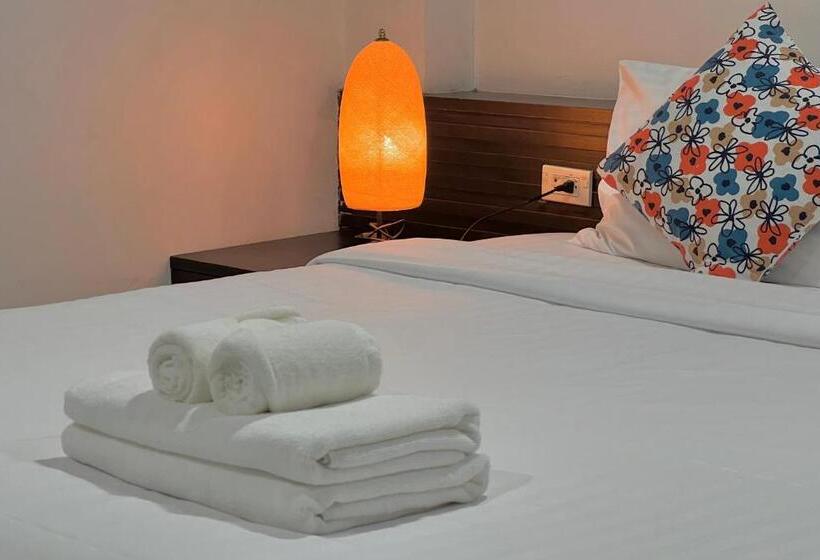 اتاق استاندارد, De Nawarat Chiangmai Boutique Apartment