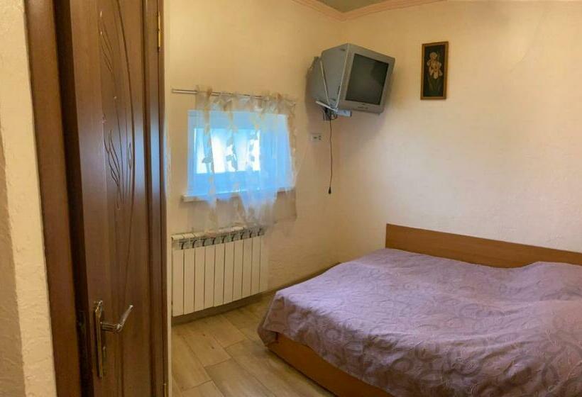Номер Стандарт, атлант