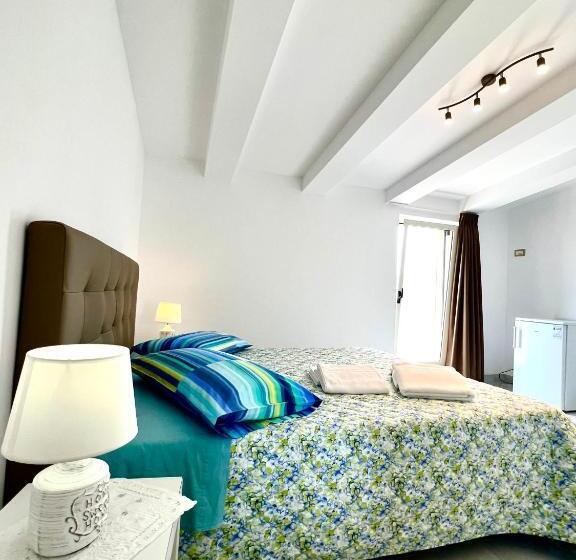标准间, Cento Giorni B&b Costa Paestum