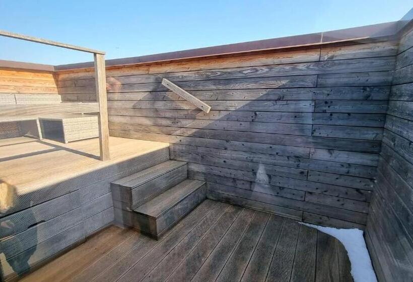 Suite with Terrace, Restovna