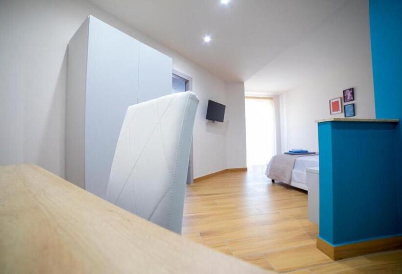 اتاق لوکس یک تخته, Aurora Bed And Breakfast