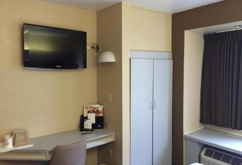 Номер Deluxe, Baymont By Wyndham Henrietta   Rochester