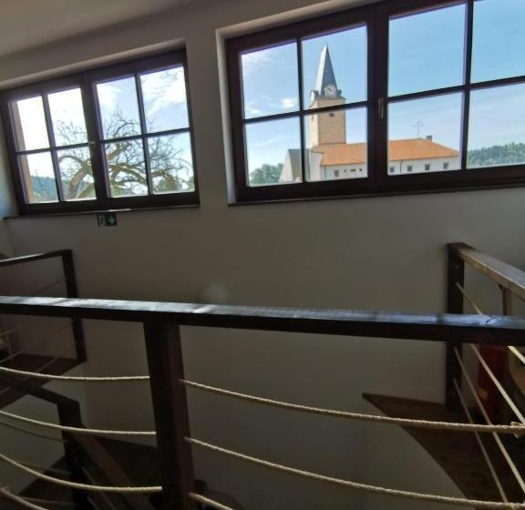 침실 2개 아파트, Apartmány Rožmberk