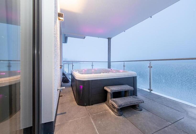 Апартаменты 2 Спальни, Astenblick Apartments With Sauna