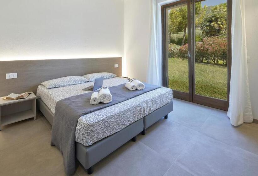 Quarto Estandar, Agriturismo De Bas