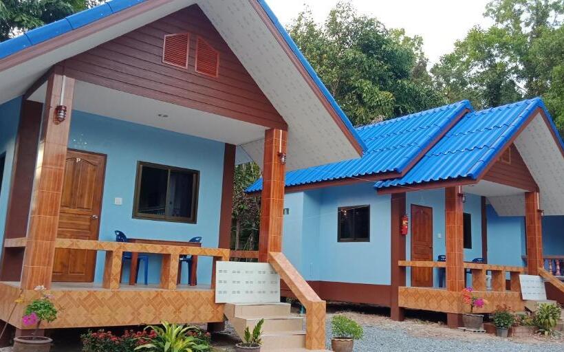 اتاق استاندارد چهار تخته, Yahle Villa เยห์เล่วิลล่า
