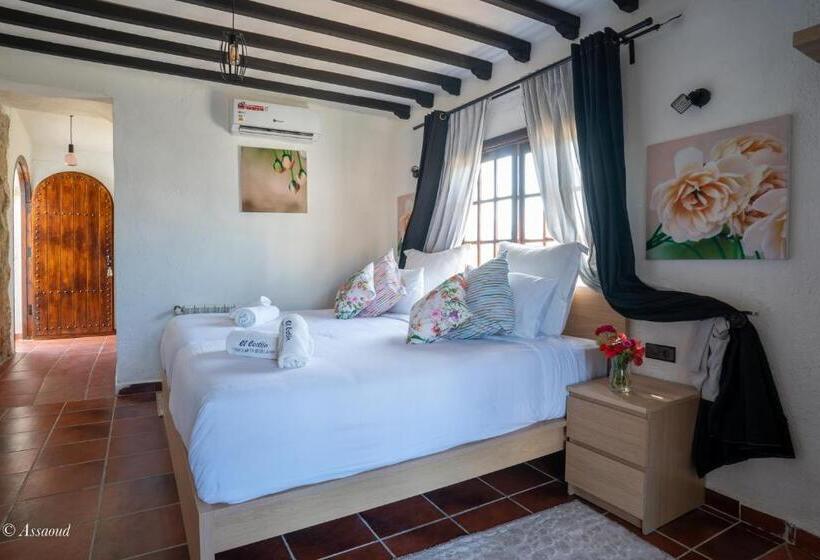 חדר דלוקס עם מרפסת, El Cortijo & Spa