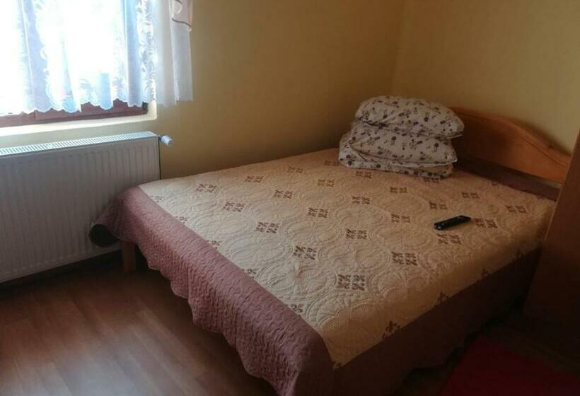 Номер Стандарт Трехместный, Casa Cozorici