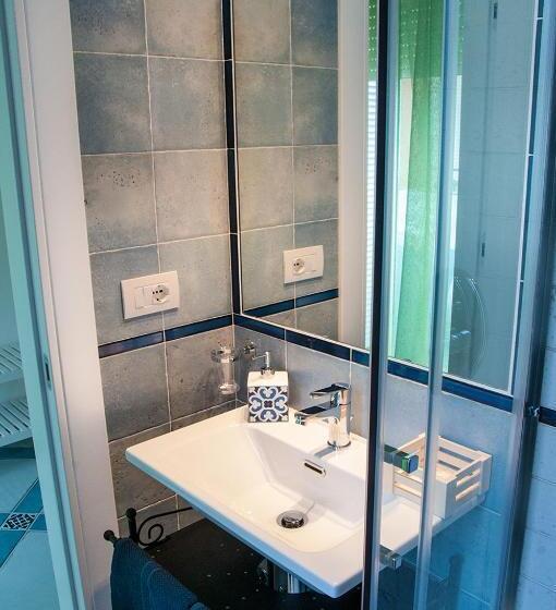 Номер Стандарт с Балконом, B&b Amalfè