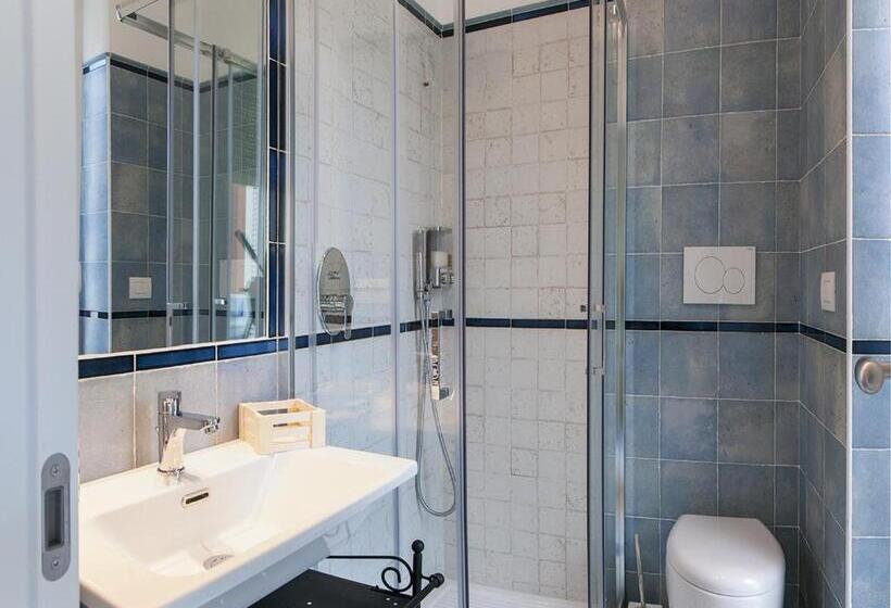 Номер Стандарт с Балконом, B&b Amalfè