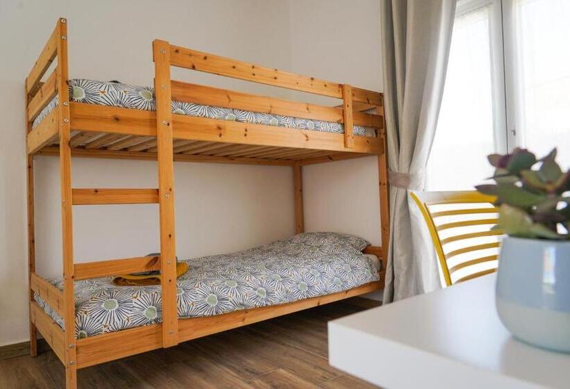 חדר סטנדרט לארבעה, Casa Codebò   Bed & Breakfast