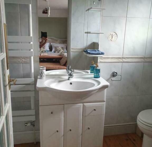 اتاق سوپریور با تخت بزرگ, Harry S Bed And Breakfast