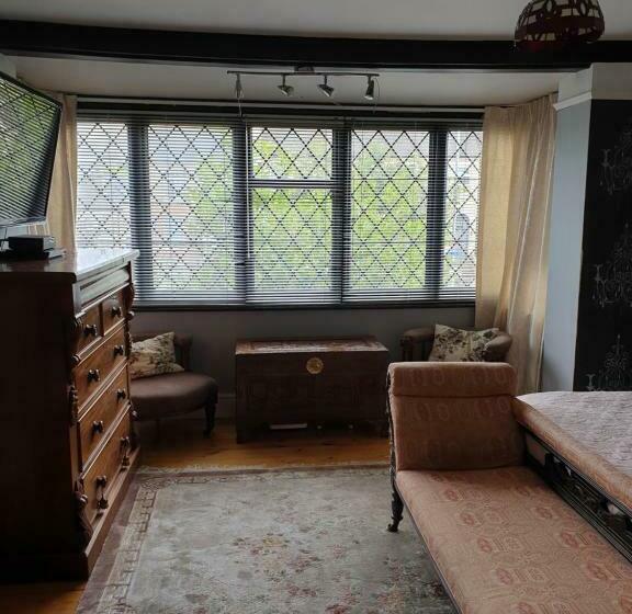 اتاق سوپریور با تخت بزرگ, Harry S Bed And Breakfast