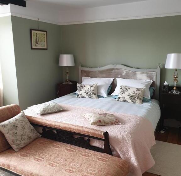 اتاق سوپریور با تخت بزرگ, Harry S Bed And Breakfast