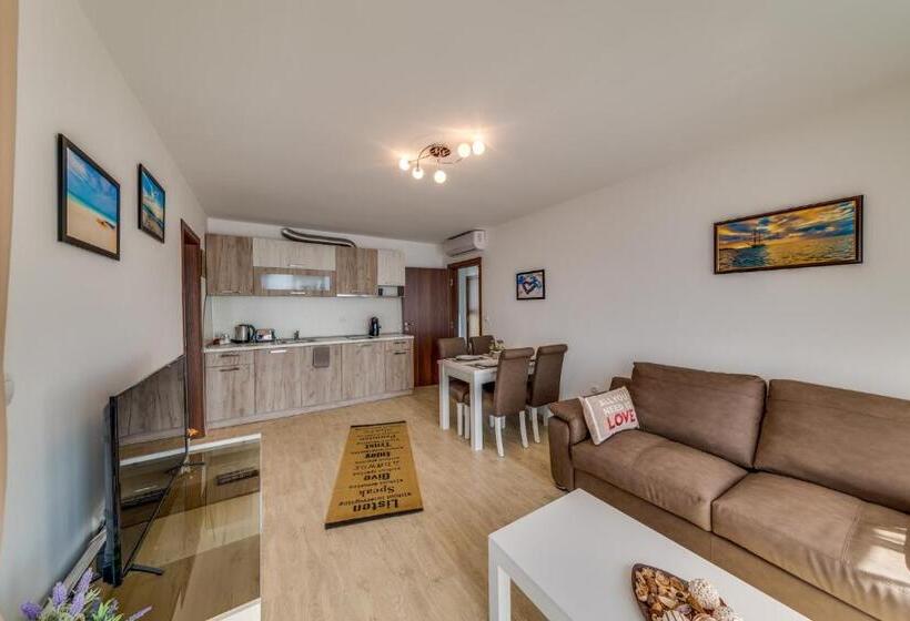 Апартаменты 1 Спальня Вид на Море с Балконом, Apartcomplex Golden Bay