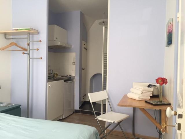 اتاق استاندارد, Chambre Saint Sauveur