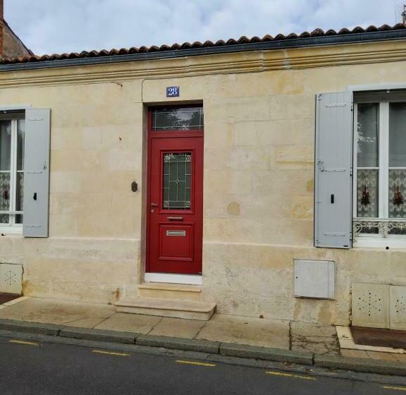 Номер Стандарт Вид на Сад, La Maison Des Thermes, Chambre D Hôte