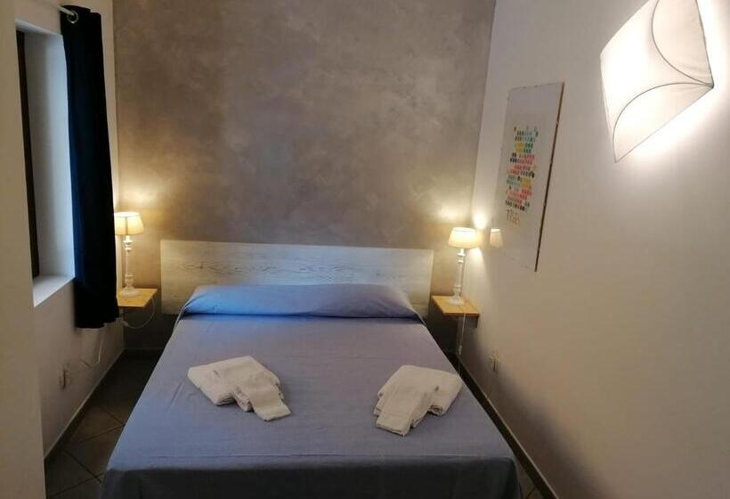 سوئیت جونیور با تراس, Villa Luisa B&b