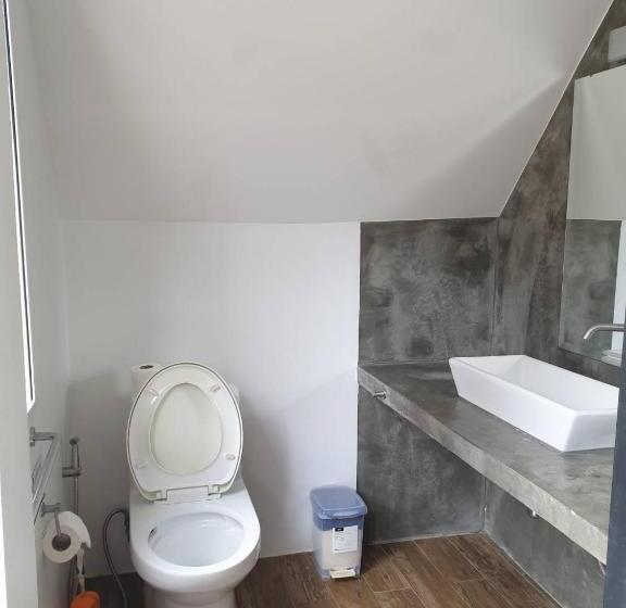 سوئیت جونیور با چشم‌انداز باغ, Siam Royal Bay Beach Villa And Beachfront Apartments