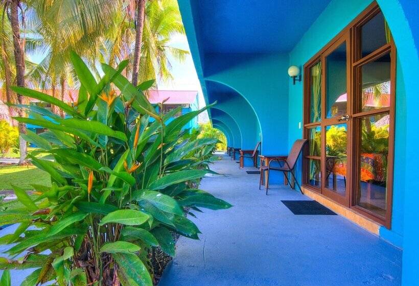 اتاق استاندارد با تخت دو نفره بزرگ, Beach Break Resort