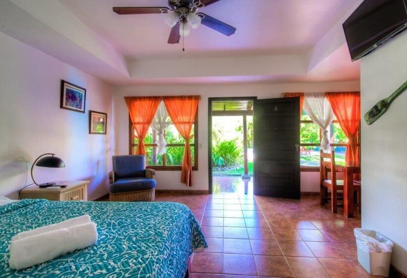 اتاق استاندارد با تخت بزرگ, Beach Break Resort