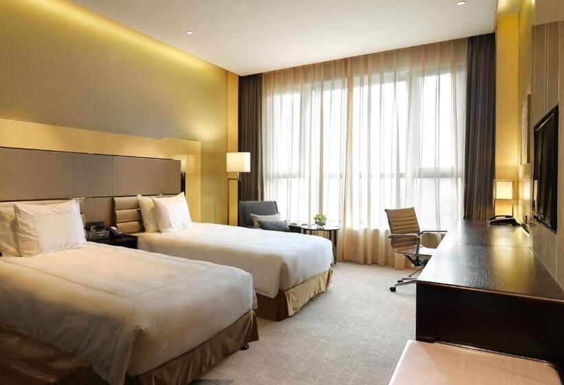اتاق استاندارد با تخت بزرگ, Crowne Plaza Beijing Lido, An Ihg