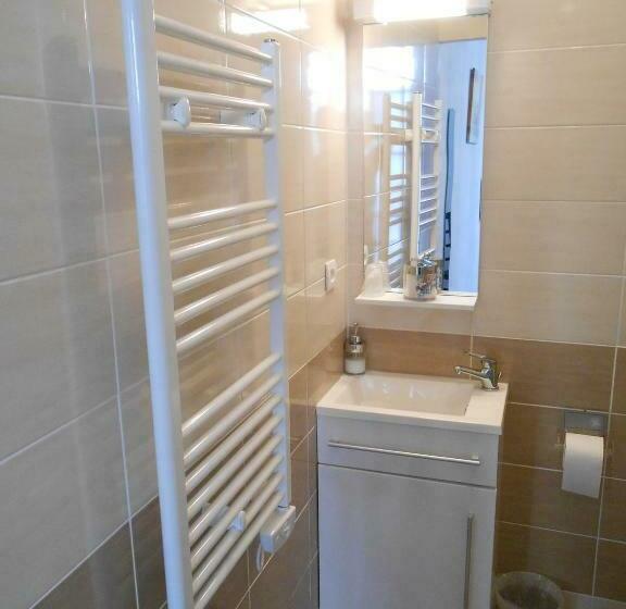 اتاق استاندارد, B&b La Maison D Olivier
