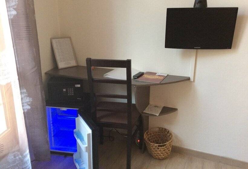 اتاق استاندارد, B&b La Maison D Olivier