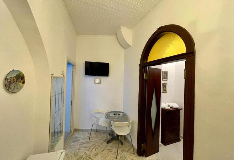 Номер Стандарт Вид на Море с Балконом, Residenza Porta Di Mare