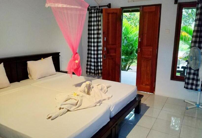 Номер Стандарт, Angga Guest House