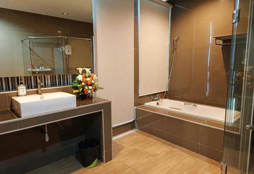 Family Suite, Supawimol Mansion