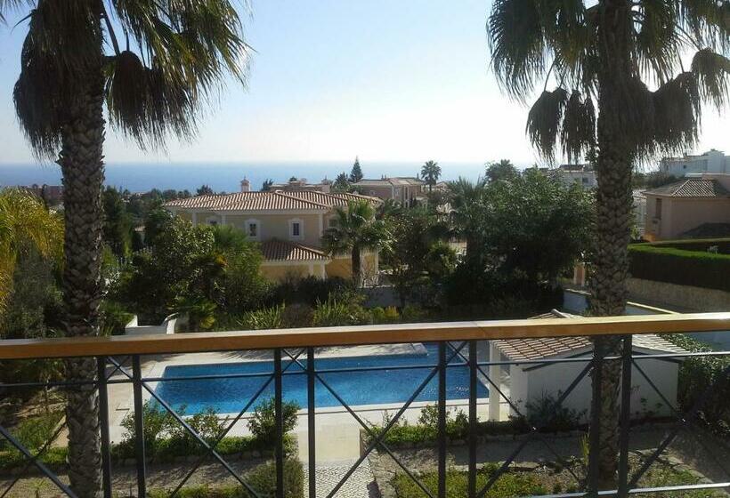 سوئیت با تخت بزرگ, Vila Florina