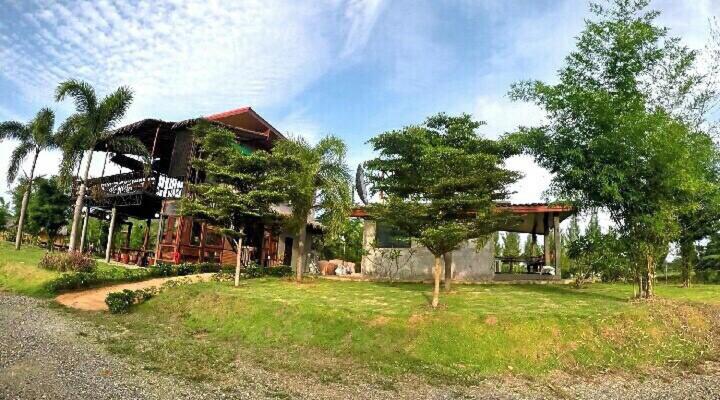 Хижина, Baan Nork Farmstay บ้านนอก ฟาร์มสเตย์