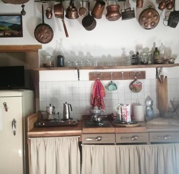 اتاق استاندارد با سرویس بهداشتی مشترک, La Casa Di Marla