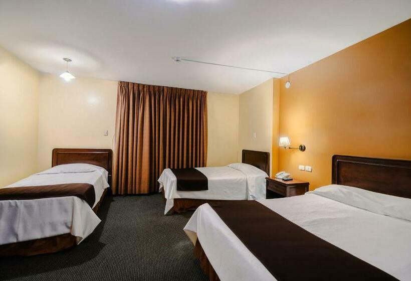 اتاق استاندارد سه نفره, Cesar S Hotel La Merced