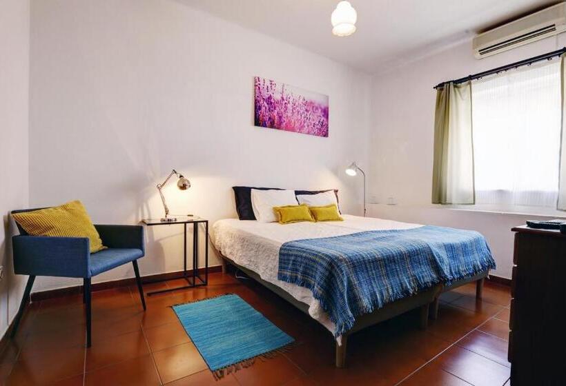 اتاق استاندارد, Alojamentos Oasis