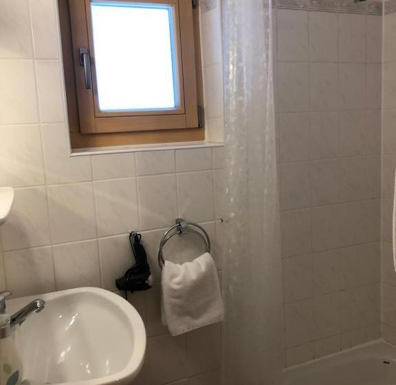 اتاق اکونومی, Gästehaus Am Kurparkweg