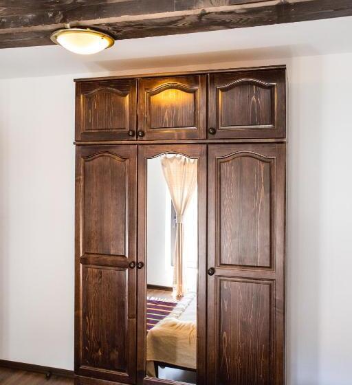 Семейный Номер, Topalovi Guest House