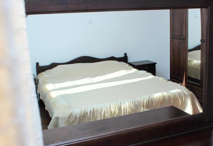Семейный Номер, Topalovi Guest House