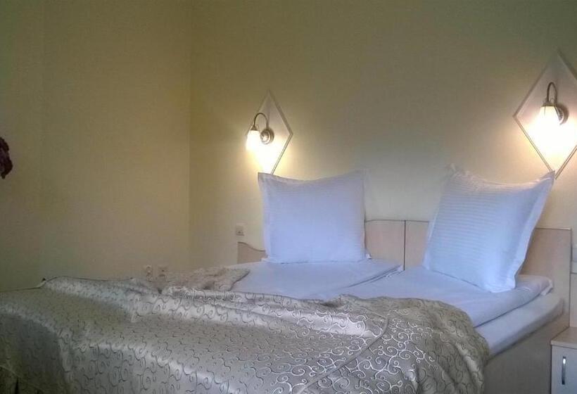 اتاق استاندارد با بالکن, Vila Alunis