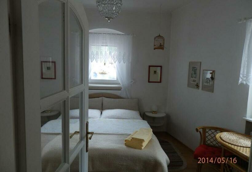 Номер Стандарт, Pension U Kapličky