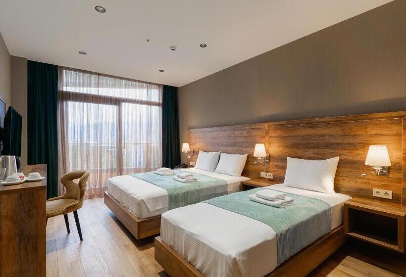 اتاق استاندارد سه تخته با بالکن, Cozy Loft