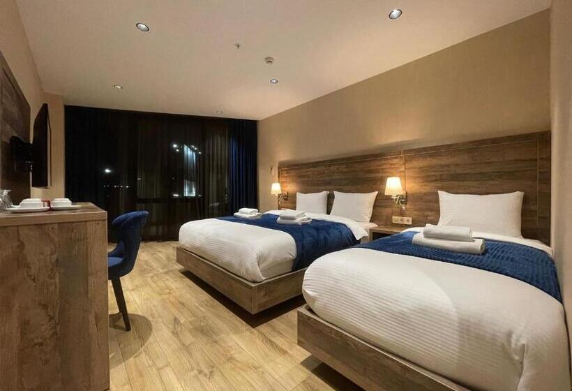 اتاق استاندارد سه نفره, Cozy Loft
