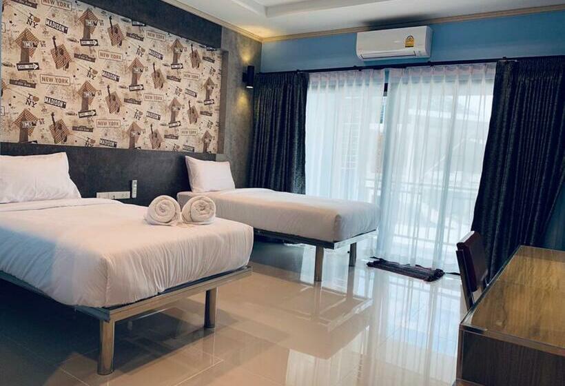 اتاق لوکس, โรงแรมมาลินี