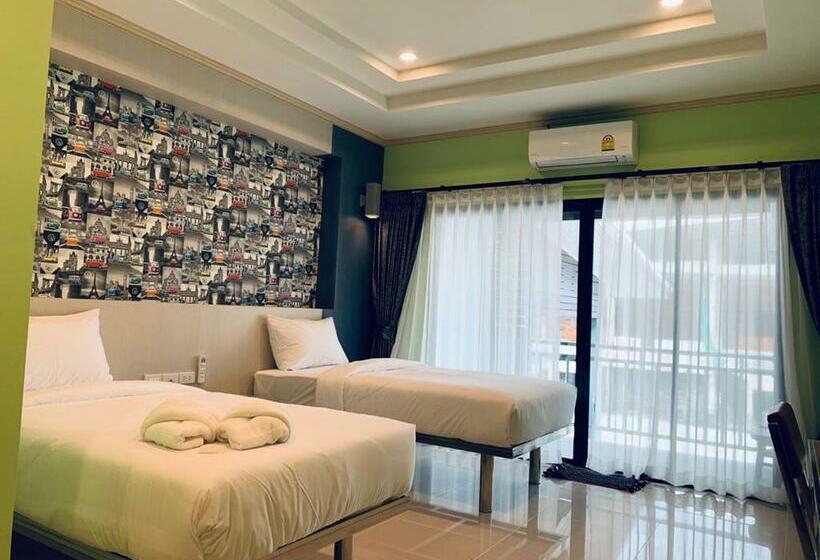 اتاق لوکس, โรงแรมมาลินี