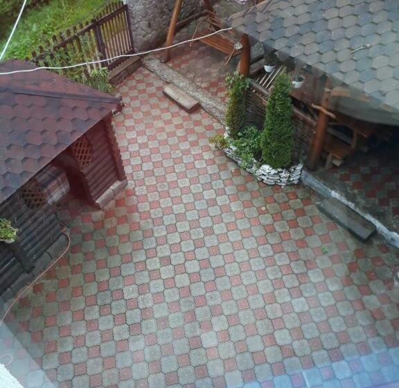 Четырехместный Номер Стандарт, над вичов